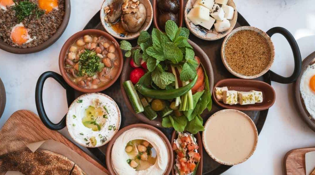 Composer facilement des menus équilibrés variés pour maintenir une routine alimentaire durable